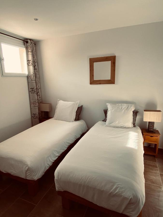 Le Jas De Joucas Hotel-Restaurant エクステリア 写真