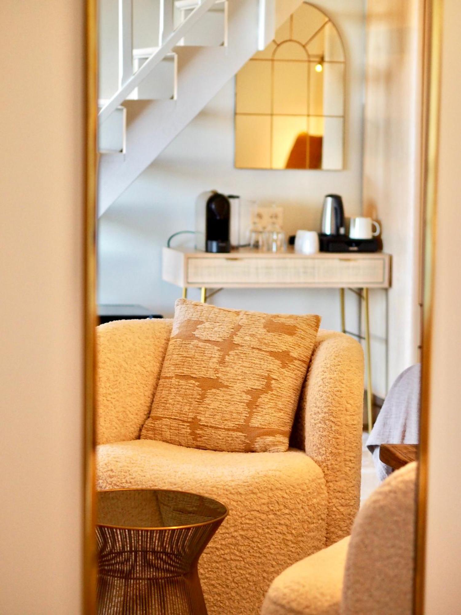 Le Jas De Joucas Hotel-Restaurant エクステリア 写真